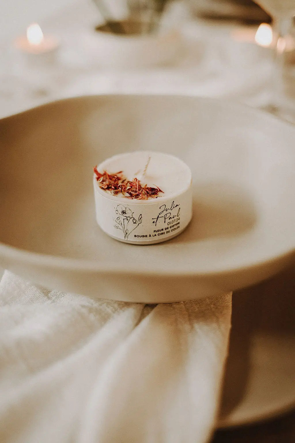 Cadeaux d’invités: Bougie infusée aux fleurs Pomy