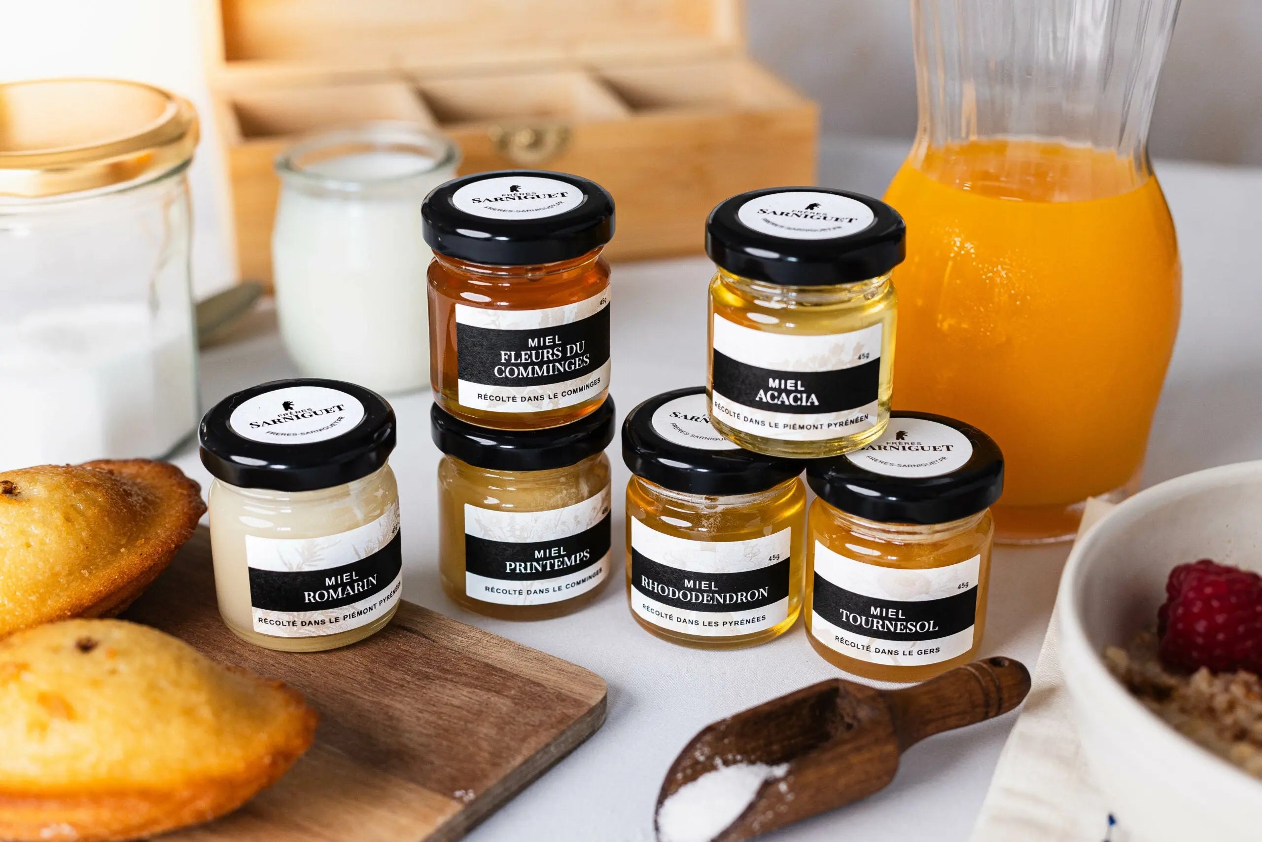 Cadeaux d’invités: pot de miel artisanal Pomy