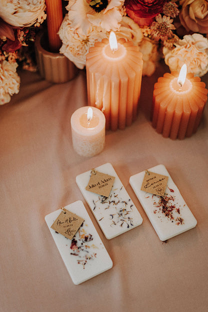 Cadeaux d’invités: Palet botanique fleuri personnalisé