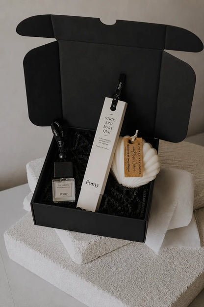 Cadeau Maîtresse Personnalisé – Coffret Bonnes Vacances Pomy