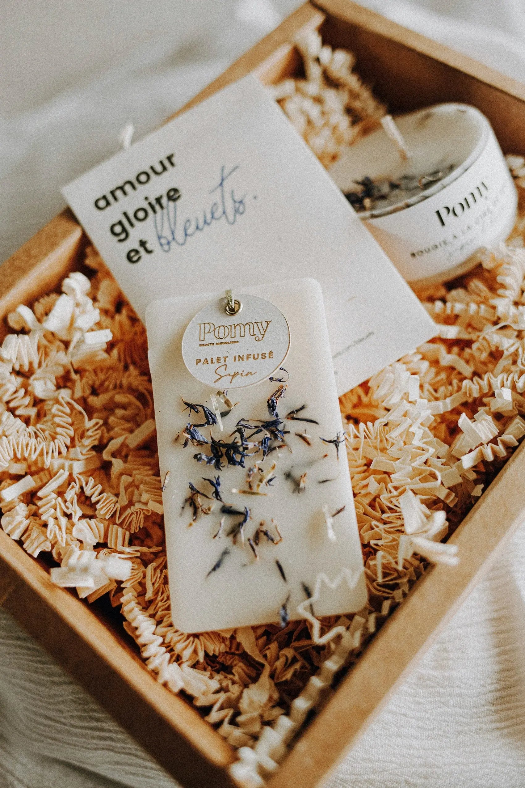 Coffret Amour gloire &amp; bleuets Pomy