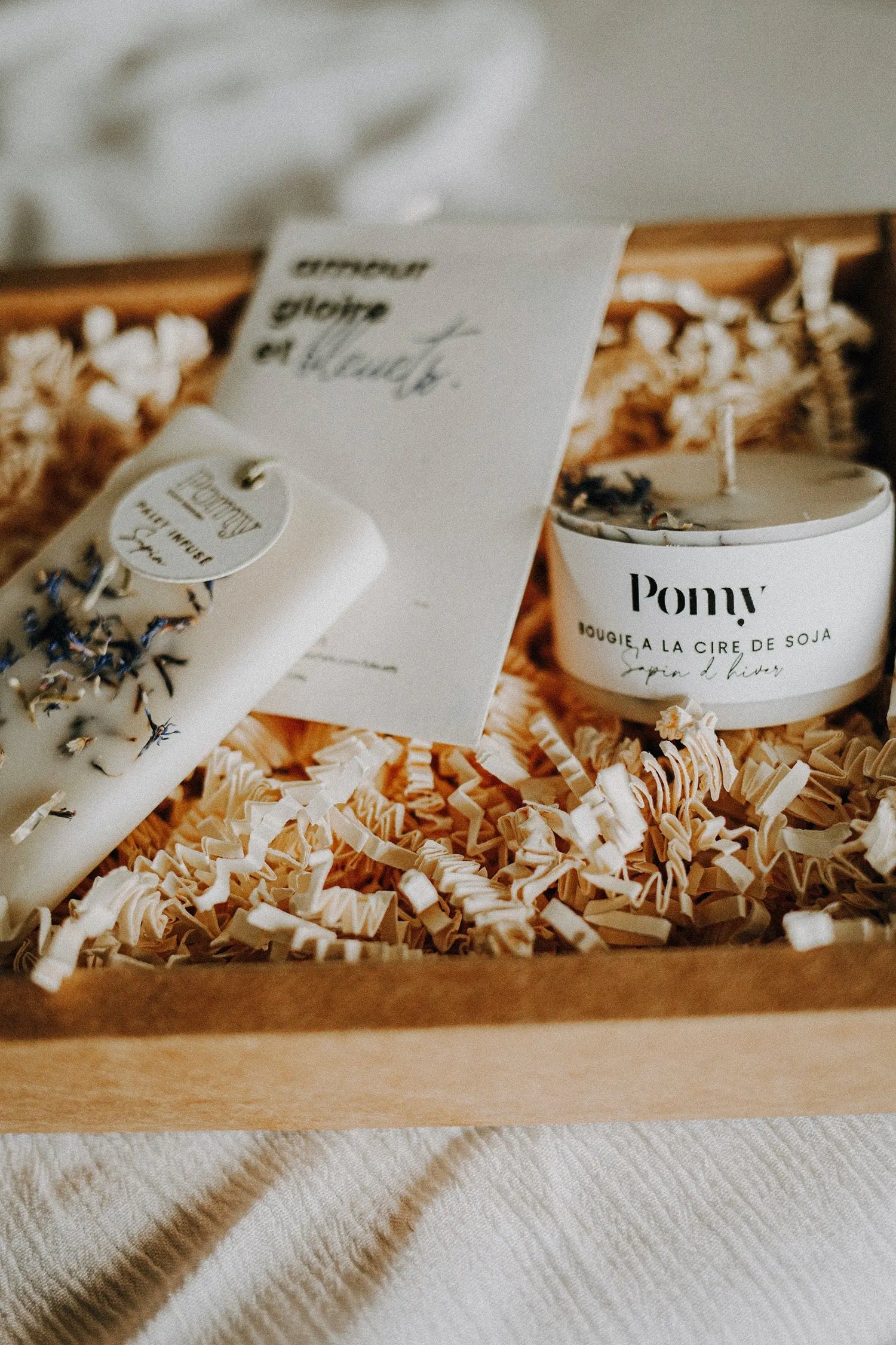 Coffret Amour gloire &amp; bleuets Pomy