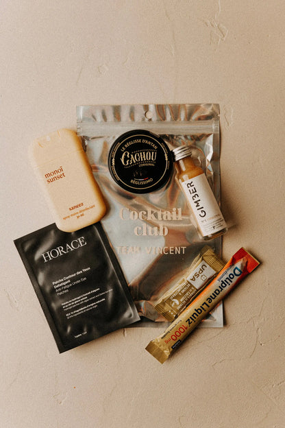 Pochette EVG personnalisée – Kit essentiel pour un week-end entre amis Pomy